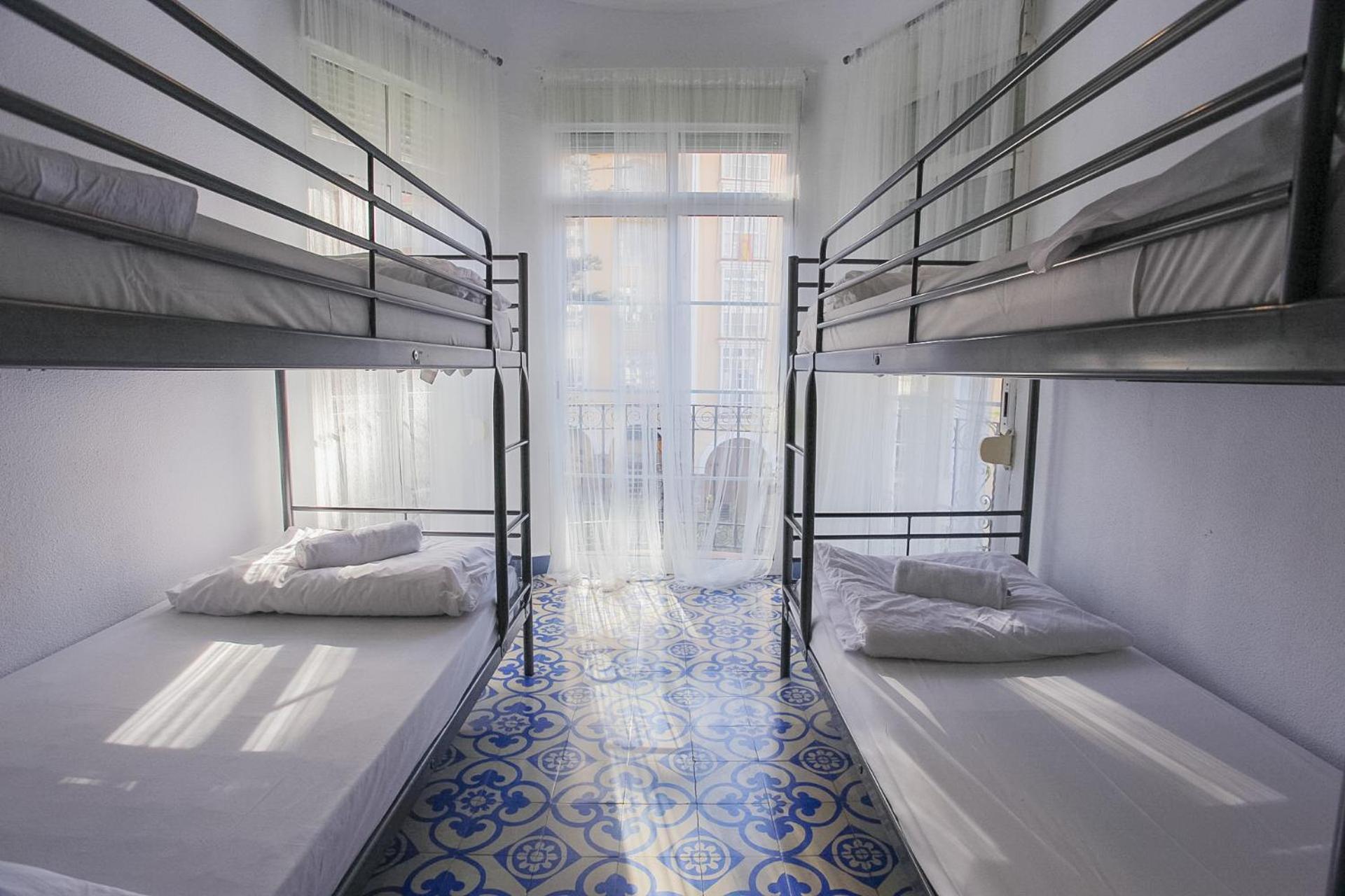Barbatuke Conde Hostel Малага Екстериор снимка
